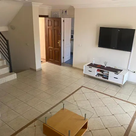 Prázdninový dům Casa Mariben, Vacation Vv 3 Bedrooms Private Pool With Sea Views Callao Salvaje