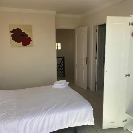 Casa Mariben, Vacation Vv 3 Bedrooms Private Pool With Sea Views