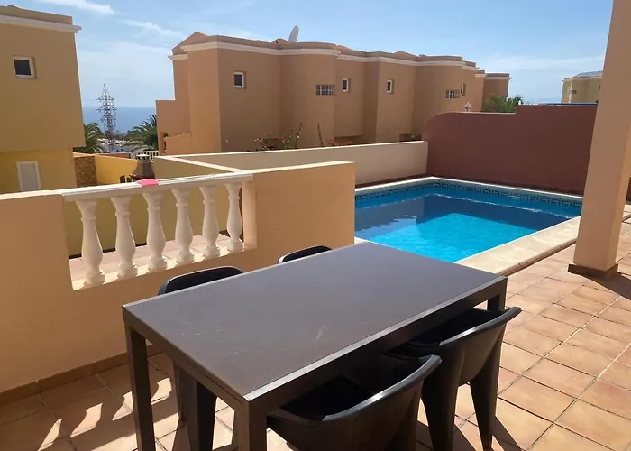 Casa Mariben, Vacation Vv 3 Bedrooms Private Pool With Sea Views Holiday home